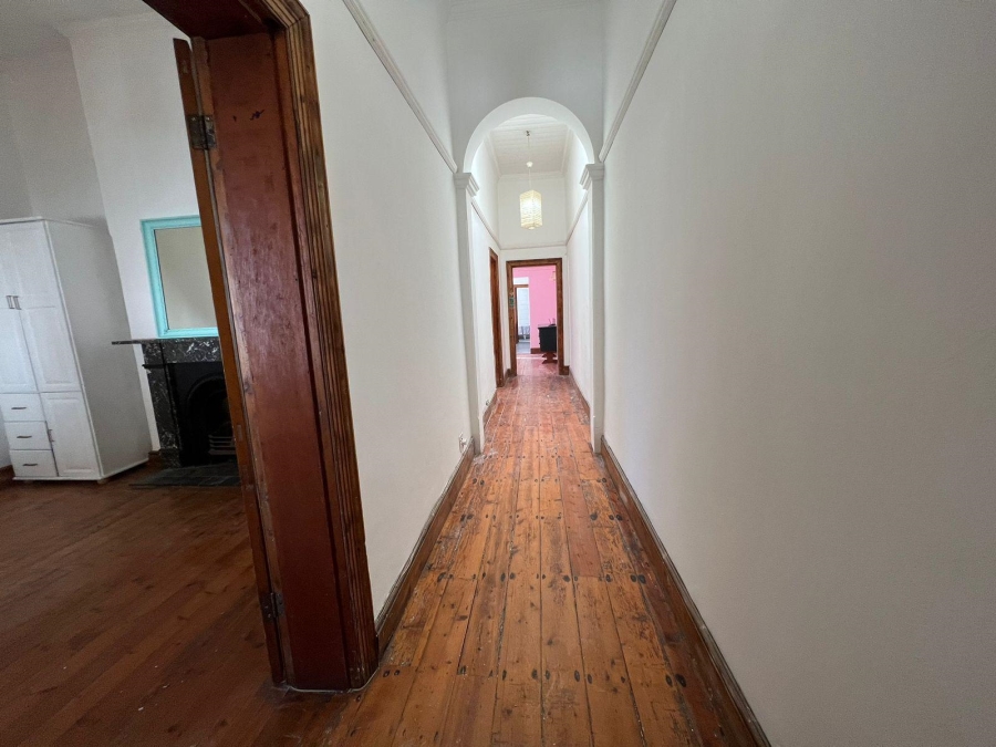 To Let 2 Bedroom Property for Rent in Woodstock Western Cape